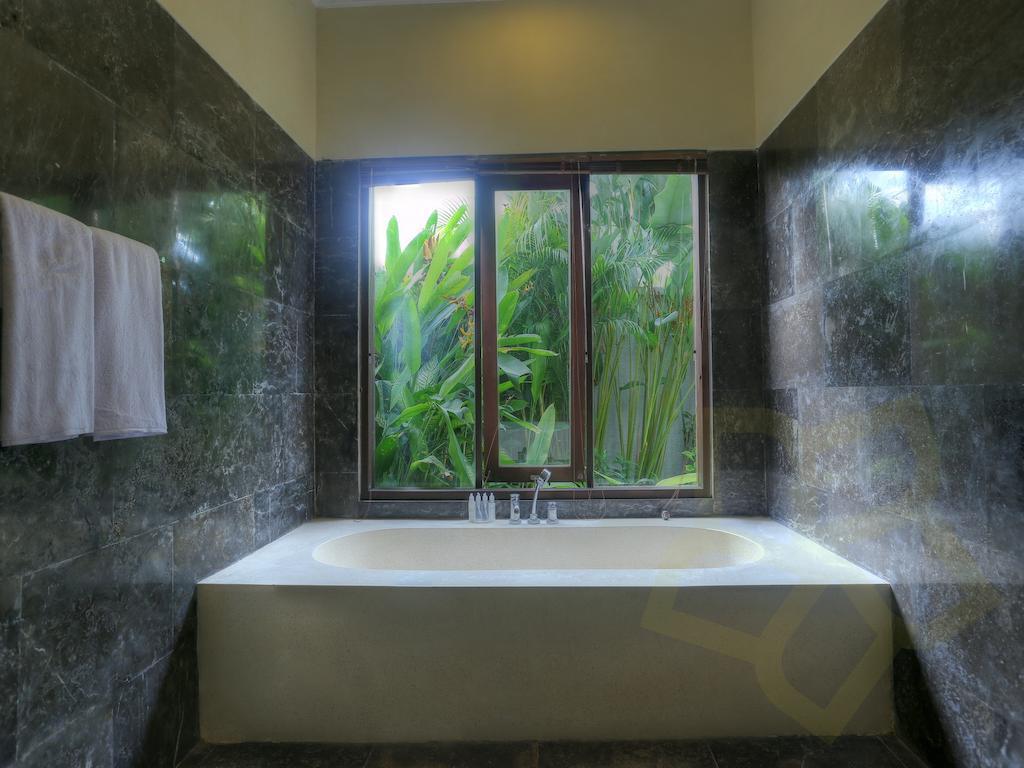 Villa Fanisa Kuta  Room photo